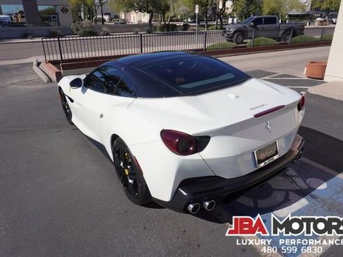 Used 2019 Ferrari Portofino image 37