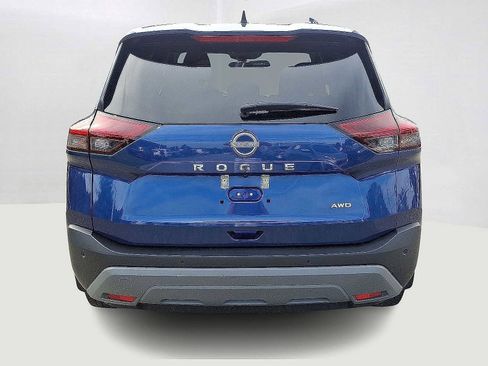 Used 2023 Nissan Rogue S image 8