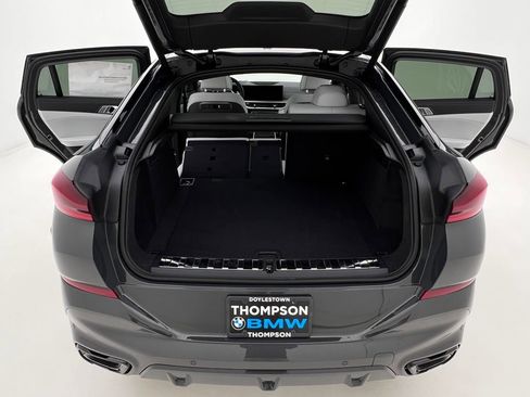 New 2026 BMW X6 xDrive40i w/ Climate Comfort Package image 7