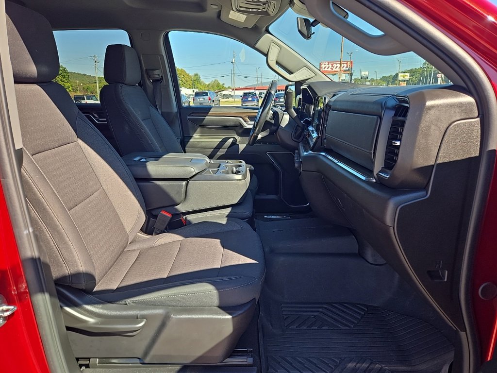 Used 2024 Chevrolet Silverado 1500 RST AWD/4WD image 23