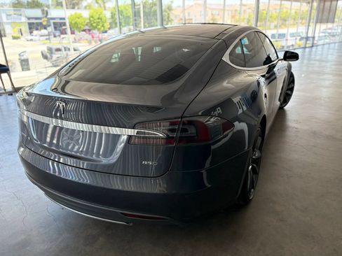 Used 2015 Tesla Model S 85D AWD/4WD image 4