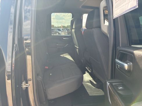 Used 2022 GMC Sierra 3500 SLE w/ SLE Convenience Package image 24