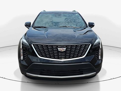 Used 2023 Cadillac XT4 Premium Luxury FWD image 9