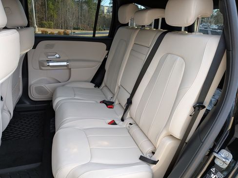 New 2026 Mercedes-Benz GLB 250 250 image 32