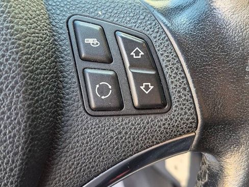 Used 2011 BMW 328i xDrive Coupe AWD/4WD image 41