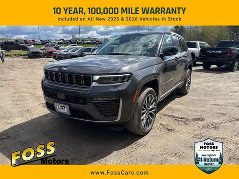 New 2026 Jeep Grand Cherokee Summit AWD/4WD image 1