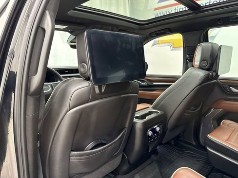 Used 2023 GMC Yukon Denali Ultimate image 20