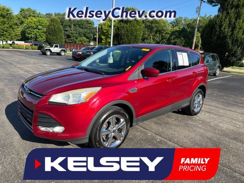 Used 2013 Ford Escape SE FWD image 1