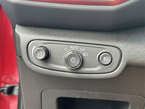 Used 2021 Chevrolet TrailBlazer RS w/ Sun and Liftgate Package image 20