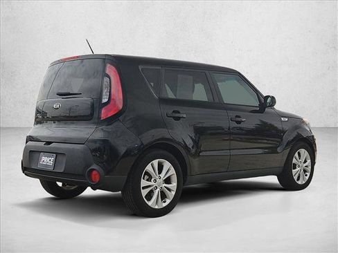 Used 2015 Kia Soul + FWD image 5