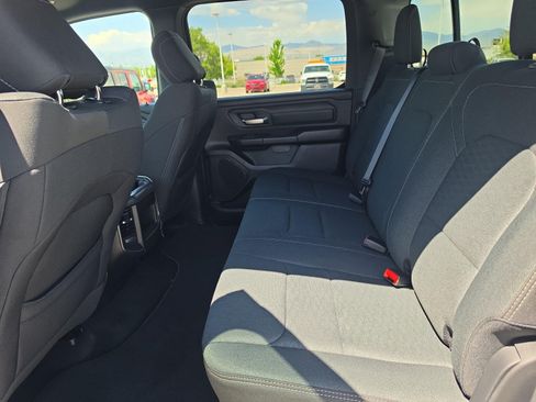 New 2026 RAM 1500 Express AWD/4WD image 29