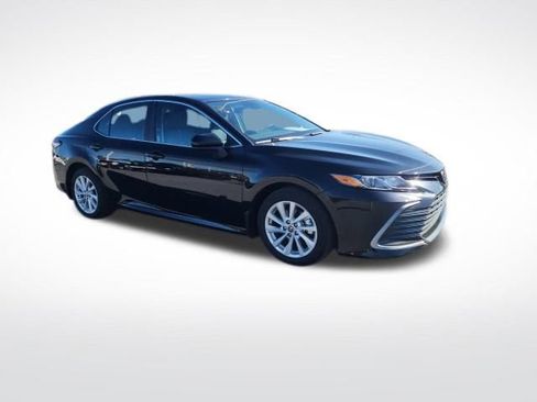 Certified 2024 Toyota Camry LE image 3