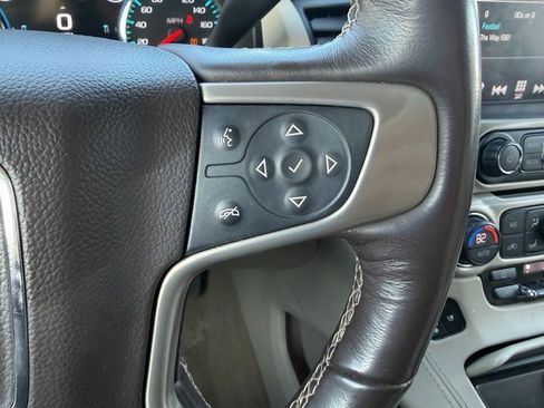 Used 2018 GMC Yukon XL Denali image 25