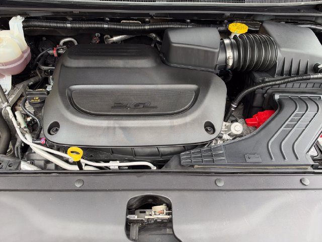 Used 2025 Chrysler Pacifica Select FWD image 26