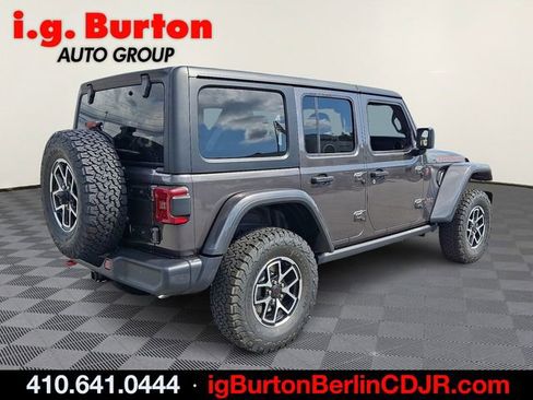 New 2025 Jeep Wrangler Unlimited Rubicon w/ Convenience Group image 4