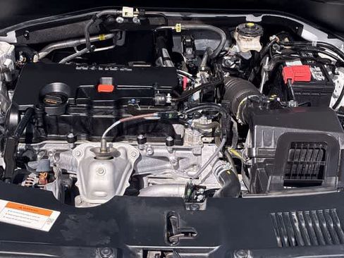 Certified 2024 Honda HR-V Sport image 23