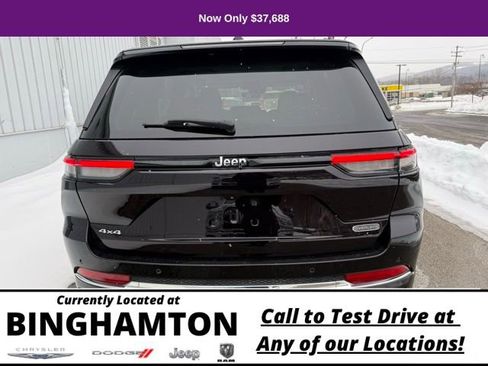 Used 2023 Jeep Grand Cherokee Overland image 7