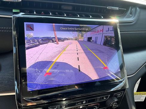 New 2025 Jeep Grand Cherokee Limited image 21