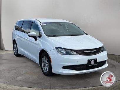 Used 2022 Chrysler Voyager LX
