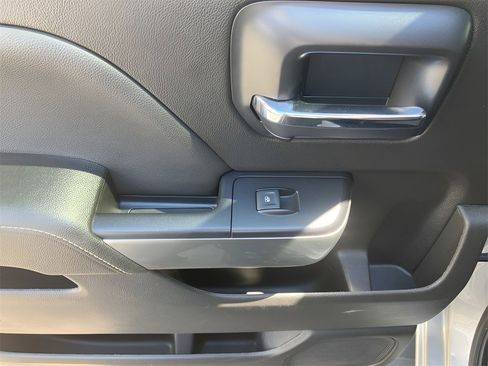 Used 2018 Chevrolet Silverado 1500 LT w/ All Star Edition image 36