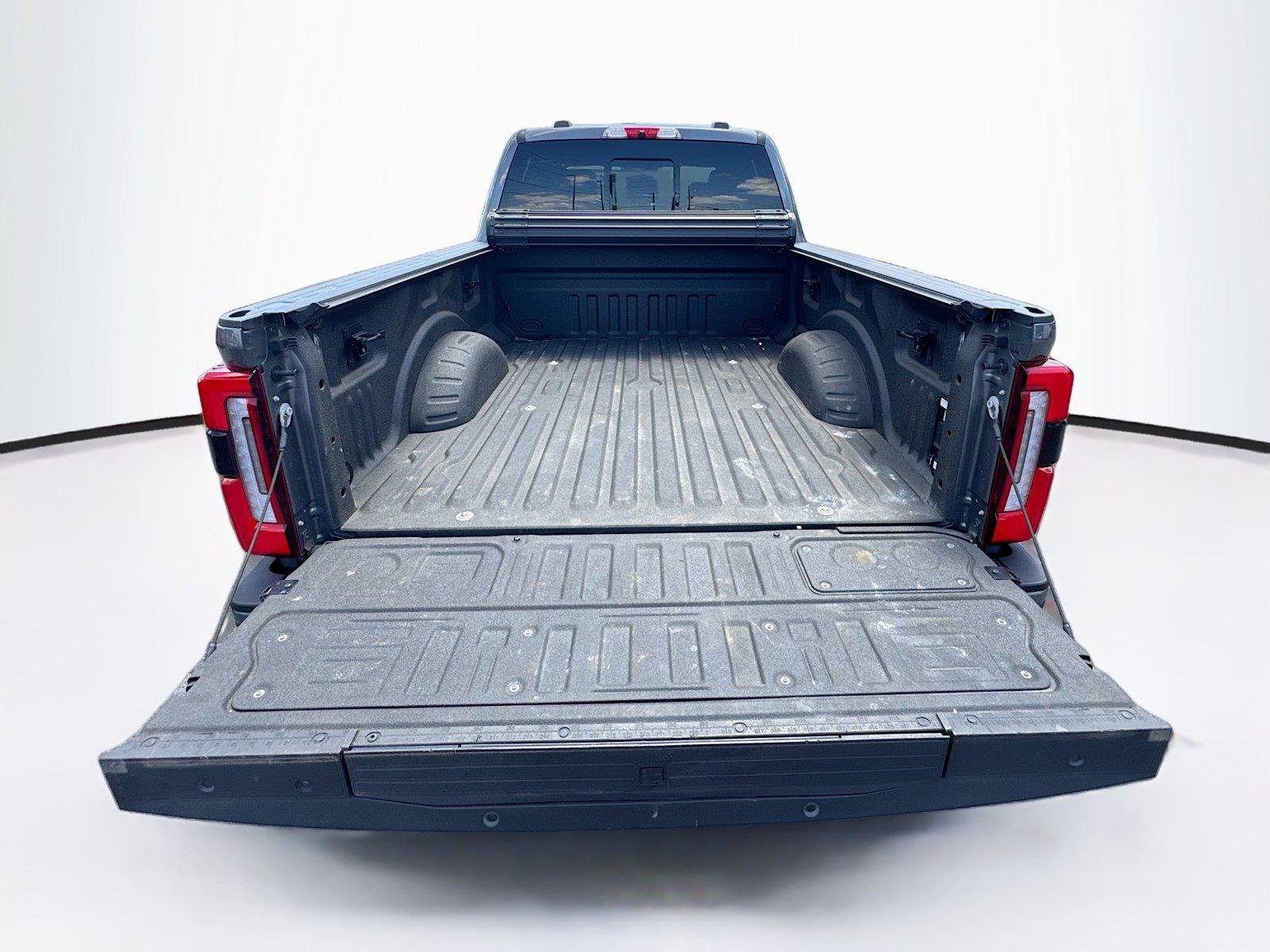 Used 2023 Ford F250 Platinum AWD/4WD image 20