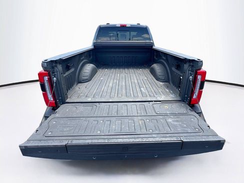 Used 2023 Ford F250 Platinum AWD/4WD image 20