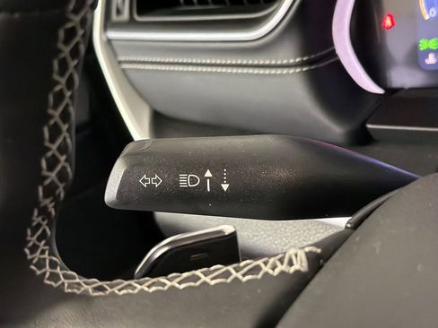 Used 2023 Jeep Grand Cherokee L Laredo w/ Luxury Tech Group I image 39