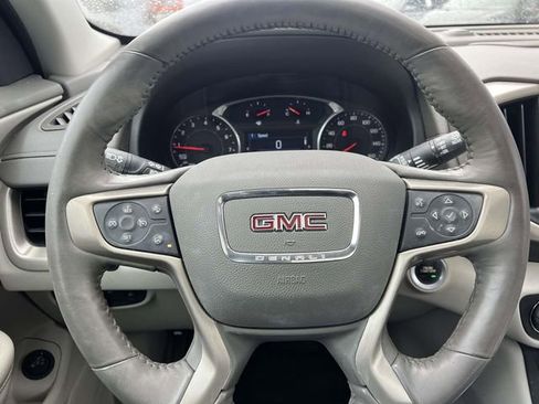 Used 2018 GMC Terrain Denali w/ Advanced Safety Package image 12