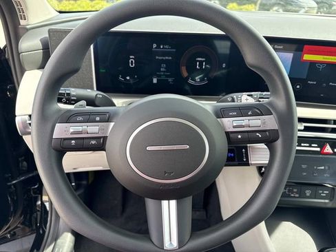 New 2026 Hyundai Tucson Blue SE image 25