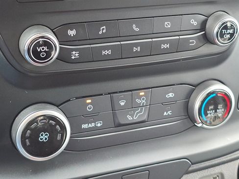 Used 2024 Ford Transit 250 Low Roof w/ Exterior Upgrade Package image 18