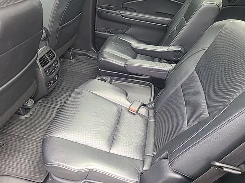 Used 2018 Honda Pilot Elite image 12