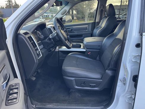 Used 2018 RAM 3500 Lone Star image 6