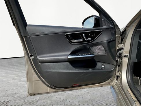 Used 2023 Mercedes-Benz C 300 4MATIC Sedan image 20