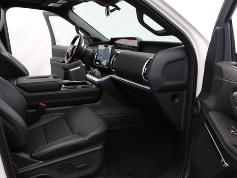 New 2026 Ford Expedition Max Platinum AWD/4WD image 36