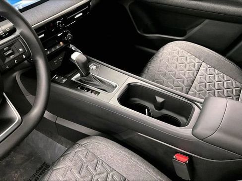 New 2026 Nissan Kicks SV image 9