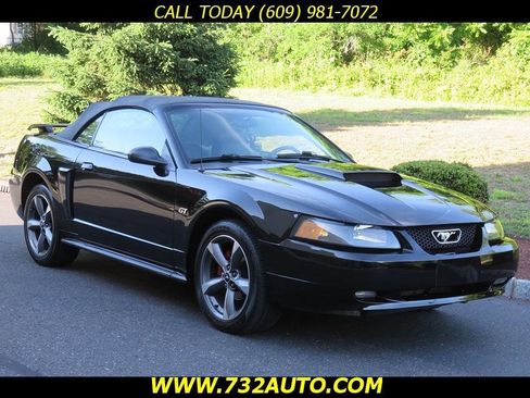 Used 2003 Ford Mustang GT RWD image 3