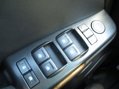 Used 2017 GMC Yukon Denali w/ Open Road Package image 30