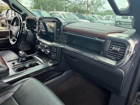 Used 2021 Ford F150 Lariat w/ Equipment Group 502A High AWD/4WD image 18