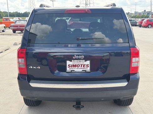 Used 2014 Jeep Patriot Latitude w/ Freedom Edition Package AWD/4WD image 7