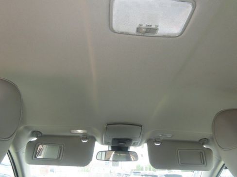 Used 2024 Toyota Camry SE FWD image 19