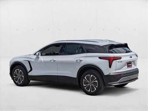 New 2025 Chevrolet Blazer EV LT image 7