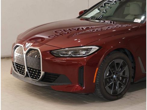 Used 2024 BMW i4 eDrive35 w/ Premium Package RWD image 2