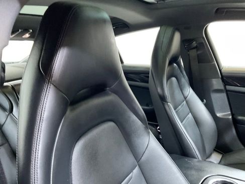 Used 2022 Porsche Panamera 4S w/ Premium Package image 24