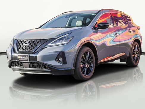 Used 2024 Nissan Murano SV w/ SV Midnight Edition Package image 5