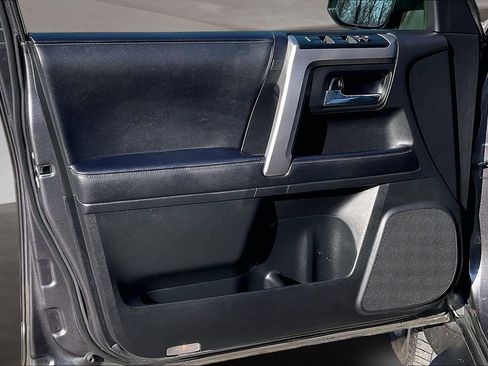 Used 2023 Toyota 4Runner SR5 Premium w/ Moonroof Package AWD/4WD image 20