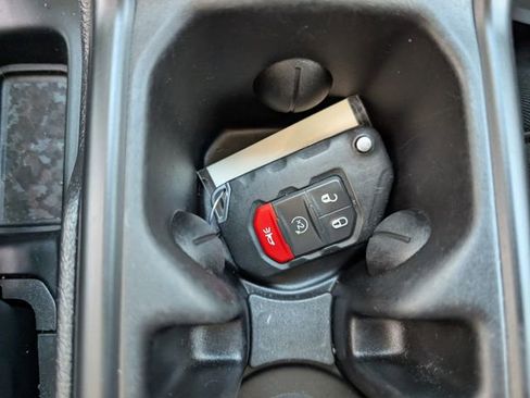Used 2021 Jeep Wrangler Unlimited Sport AWD/4WD image 5