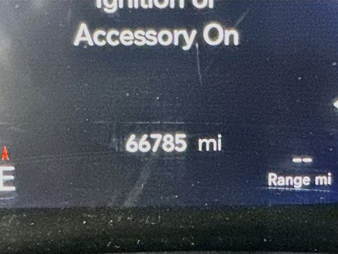 Used 2019 Chrysler Pacifica Touring-L w/ Advanced Safetytec Group FWD image 19