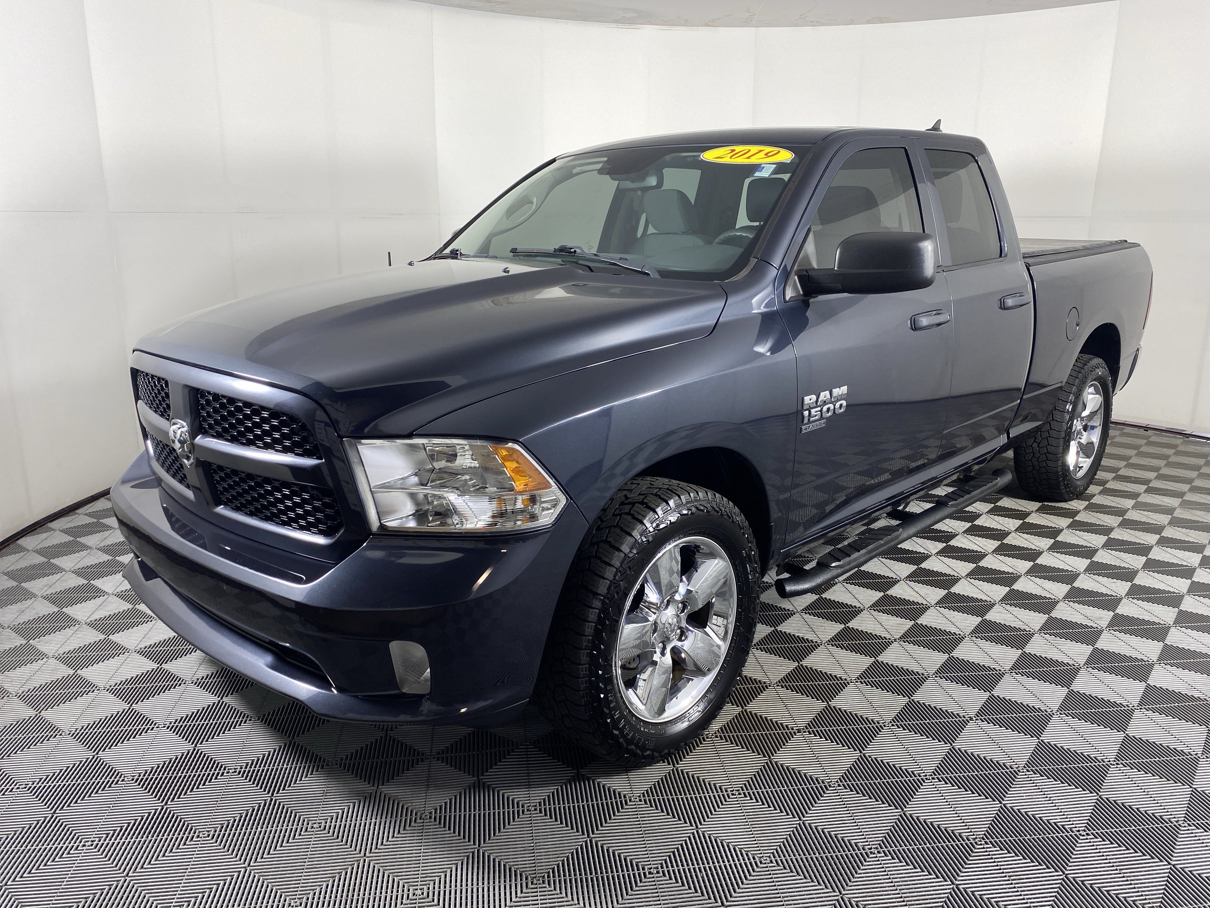 Used 2019 RAM 1500 Express w/ Express Value Package AWD/4WD image 8