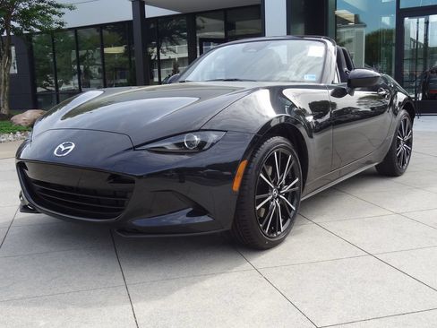 New 2026 MAZDA MX-5 Miata Grand Touring w/ Weather Package RWD image 8