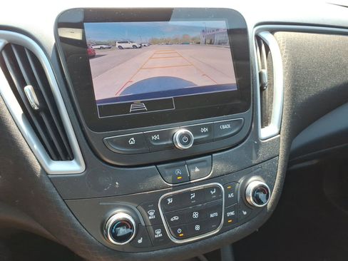 Used 2023 Chevrolet Malibu LT image 19